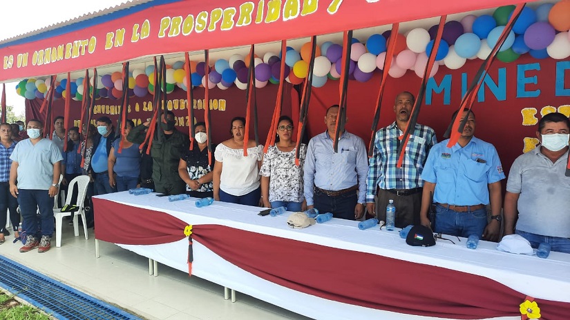 ESCUELA1